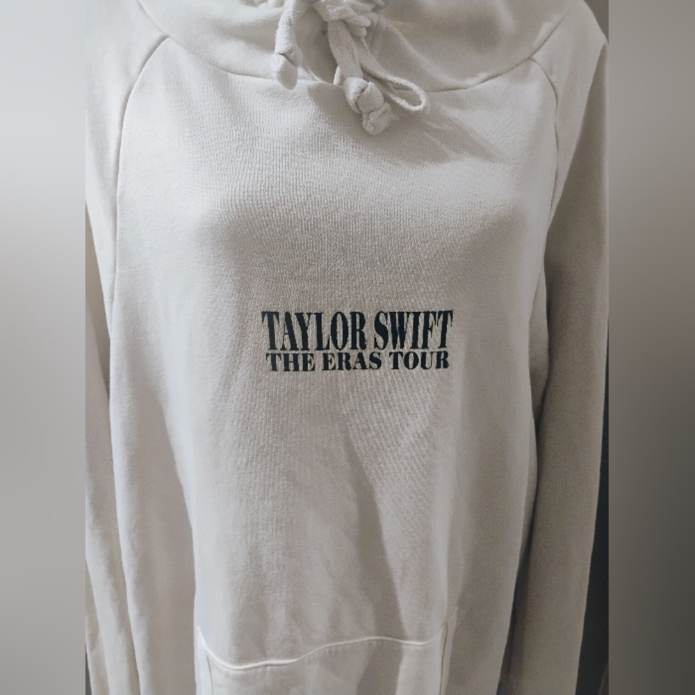 Women's Taylor Swift | The Eras Tour II Beige Hoodie Size 2XL - Picture 5 of 8